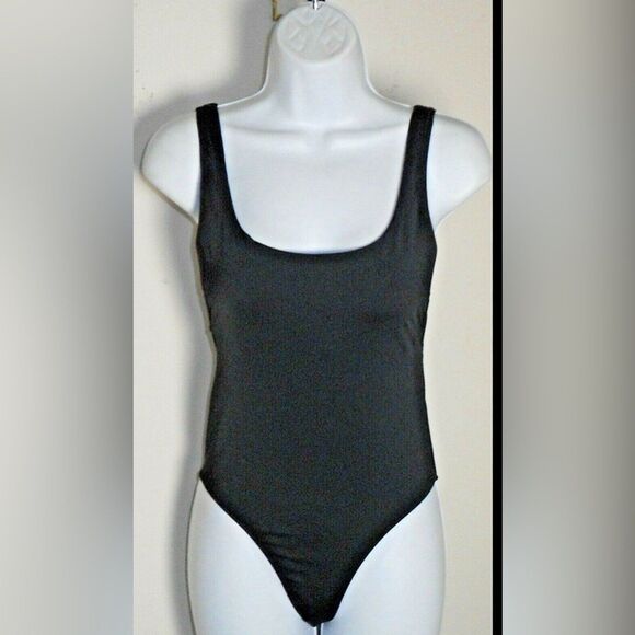 Zara Black one piece  scoop neck line Regular Swimwear Size Large - Picture 1 of 7
